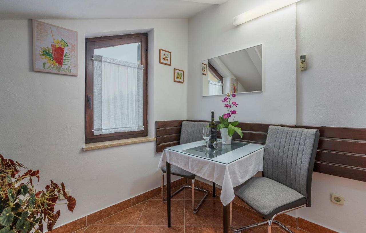 Apartment House Matosevic Porec Exterior photo