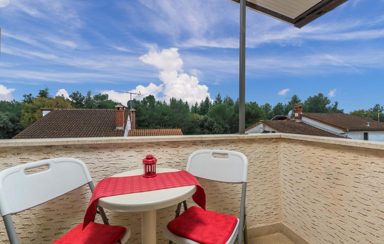Apartment House Matosevic Porec Exterior photo